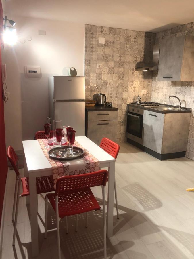 나폴리 Casa Di Tilde 아파트 외부 사진